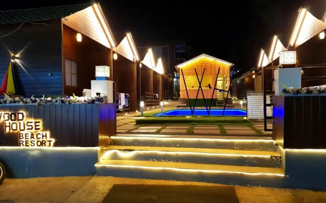 Wood House Beach Resort