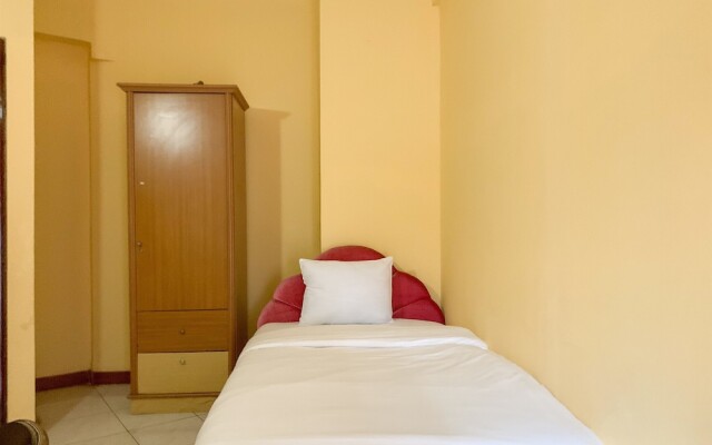 Spacious And Comfy 3Br At Kondominium Juanda Apartment