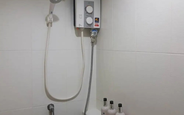 Ada Apartment