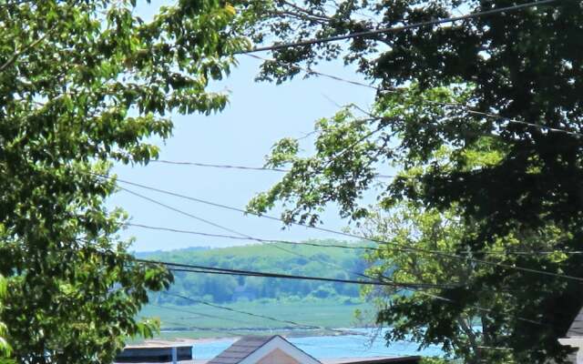 51 Carman - 4 Bedroom House