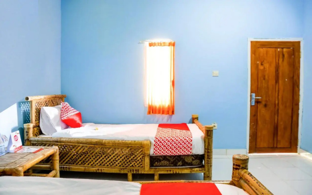 OYO 1662 Zury Homestay