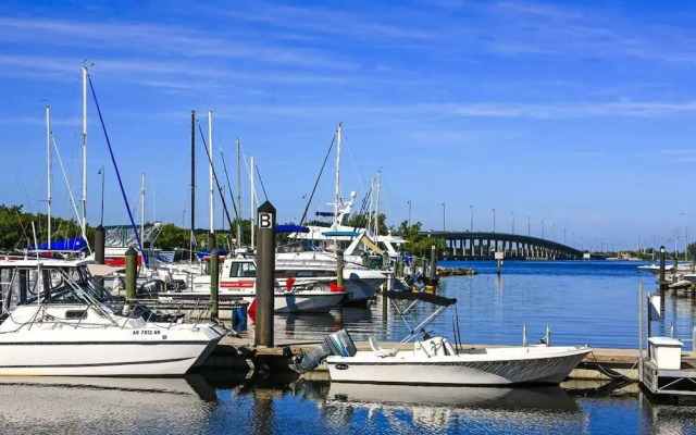 THE Harbor House