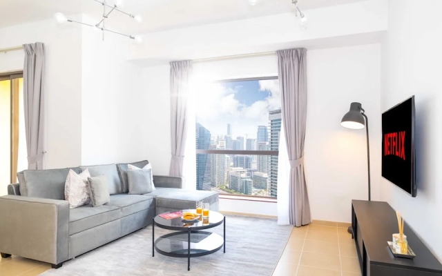 LUX  The JBR Marina View Suite 2