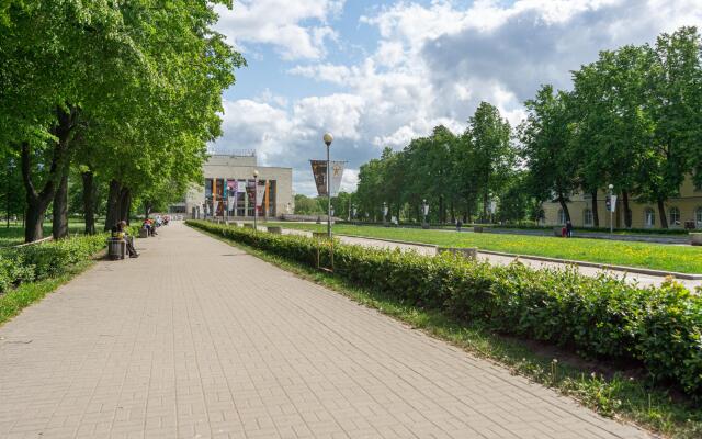 Point U Piter on Zvenigorodskaya Street