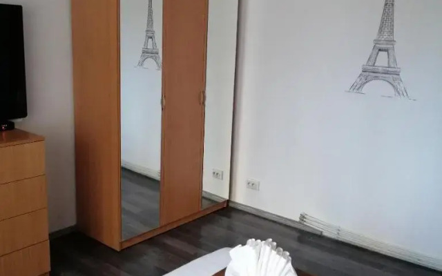 Karla Residence / Greta Residence