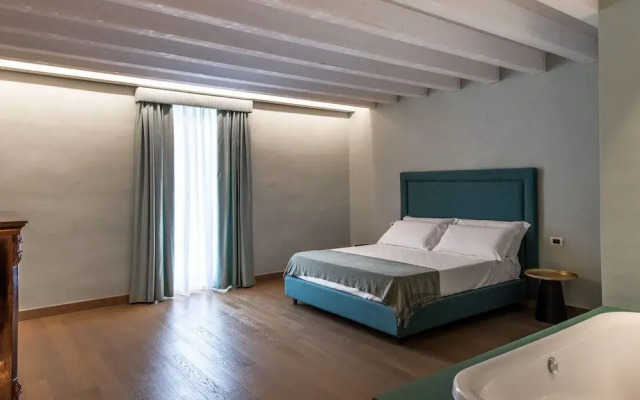 Palazzo De Gregorio Apartments