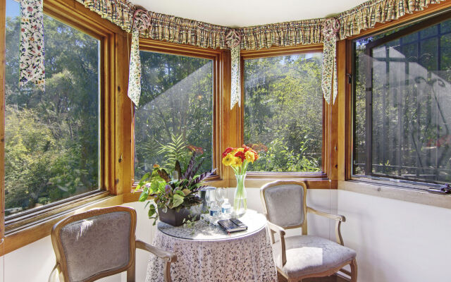 Babbling Brook Inn