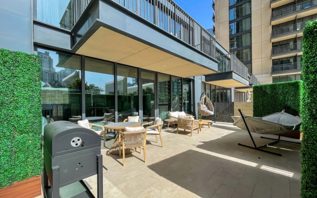 bnbme | Boulevard Heights | 3 + Maids