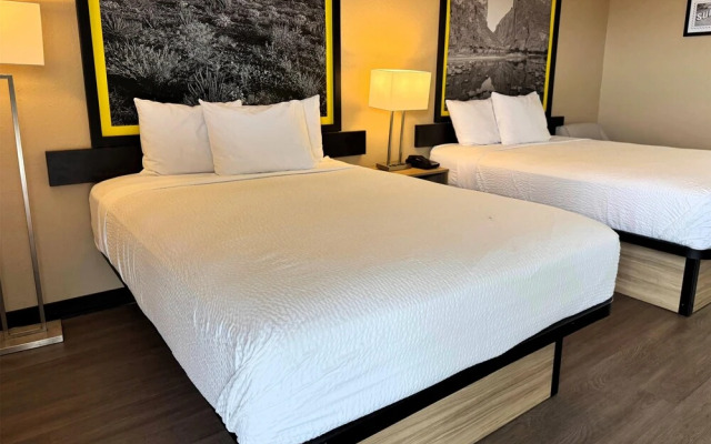 Super 8 by Wyndham Corpus Christi Airport