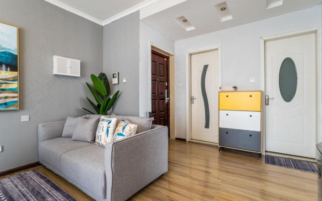 Zhengzhou Jinshui · North 3rd Ring Huayuan Road·Locals Apartment · 00174560 – Guest Rooms – Zhengzhou