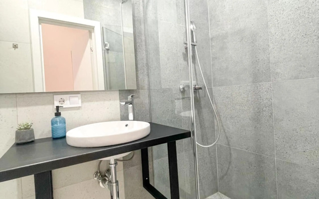 Апартаменти на Менцинського 6