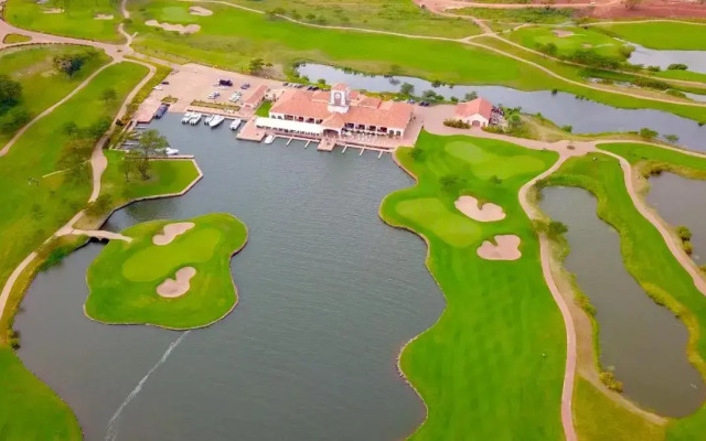 Lake Victoria Serena Golf Resort & Spa