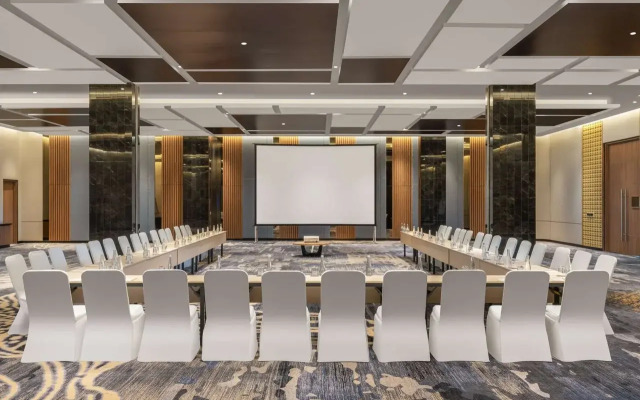 Grand Mercure Batam Centre