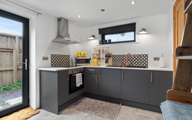 Immaculate 1-bed Studio in Haverfordwest