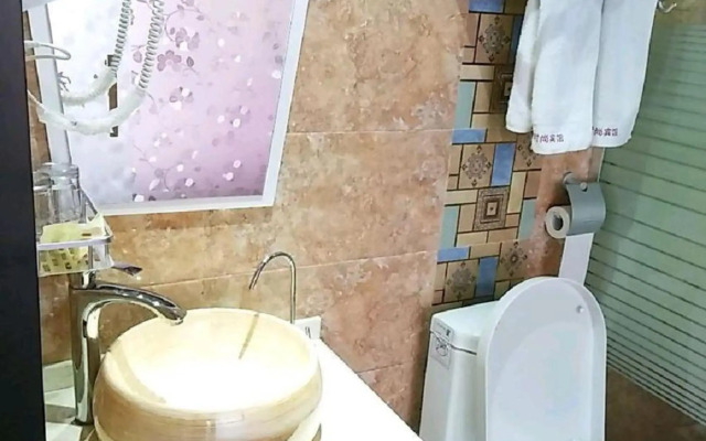 Cixi Changhong Hotel