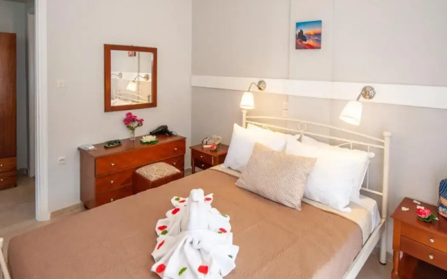 Vassilis Paradise Garden