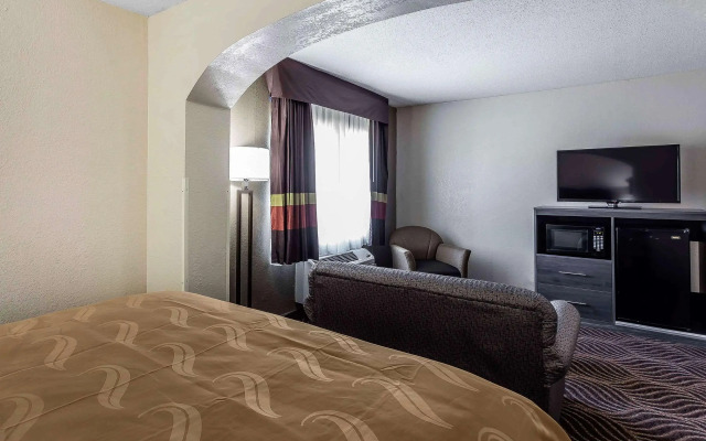 Quality Inn & Suites Salisbury South