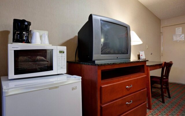 Americas Best Value Inn Smithtown Long Island