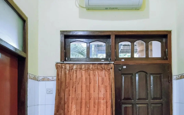 Hotel Shinta 1 near Stasiun Kertosono