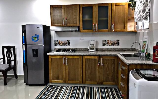 Fully Equipped New 1br Apt dt 2mins To Beach