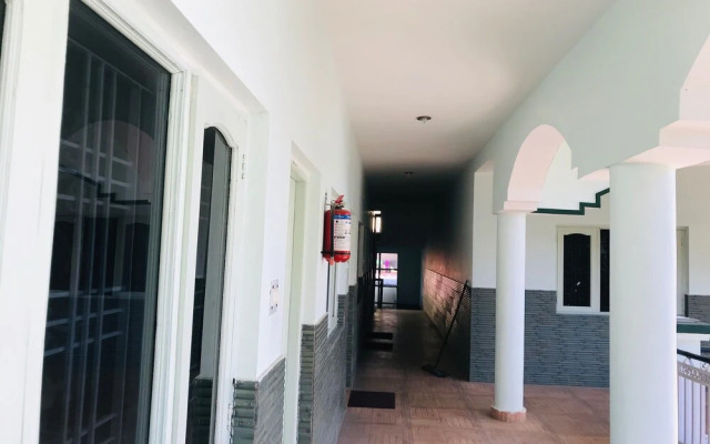 OYO 24537 Hotel Sahaj Villa