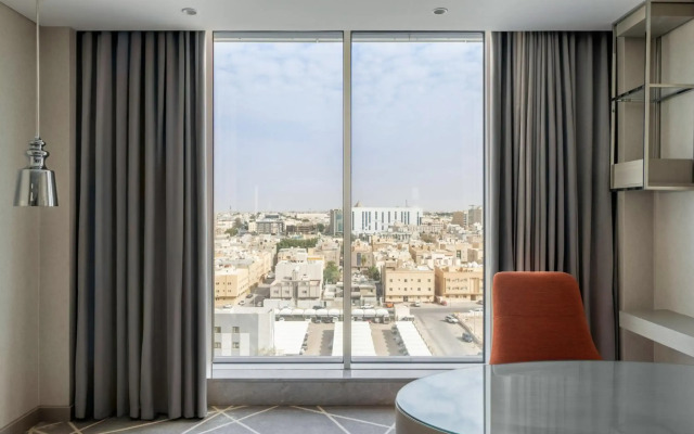 Radisson Blu Hotel and Convention Center, Riyadh Minhal