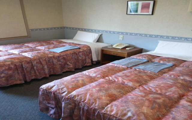Hotel Hyper Hills Hirosaki – Guest Rooms – Hirosaki