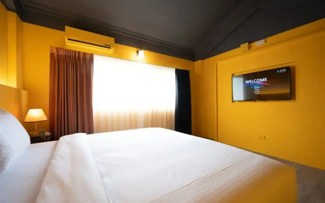 Yilan East Hotel