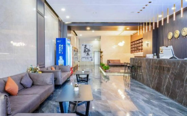 Fei Fan   Century Hotel (Jiaozuo University Of Technology)