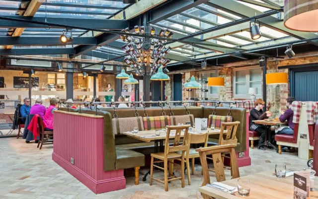 The Bull Hotel