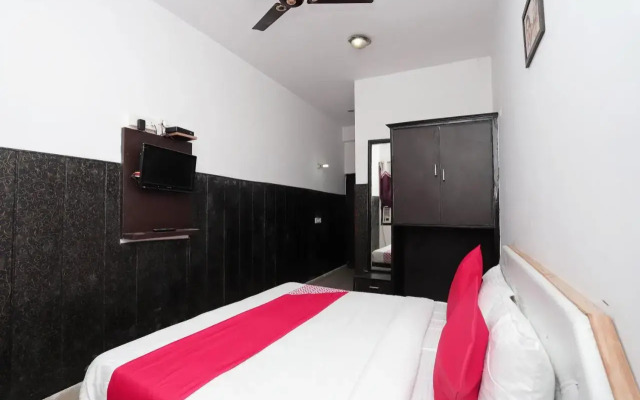 Oyo Flagship 40300 Hotel Kusum Palace