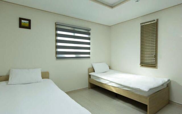 Hub Guest House