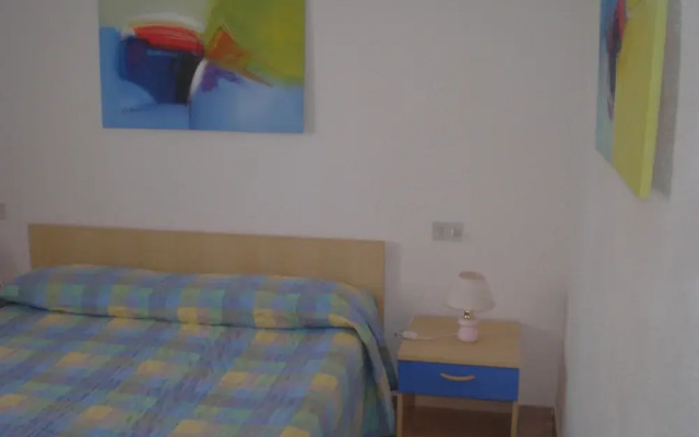 Residence Rena 2000