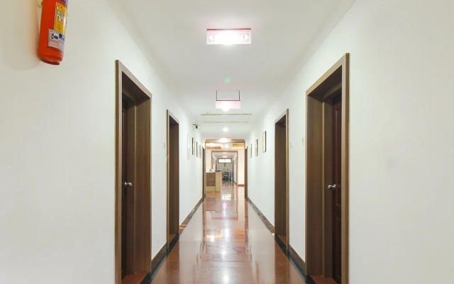 OYO 28567 Krishna Holiday Village