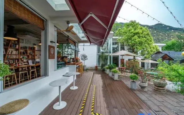 Little Forest Guesthouse