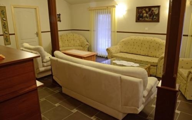 Fatornyos Tanyasi Vendégház