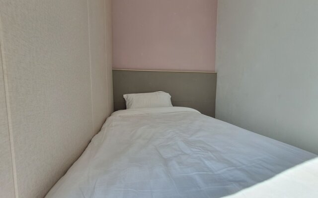 OYO 89803 Tt99 Cozy Stay