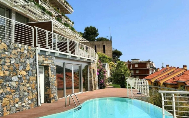 Exclusive Apartment - Alassio