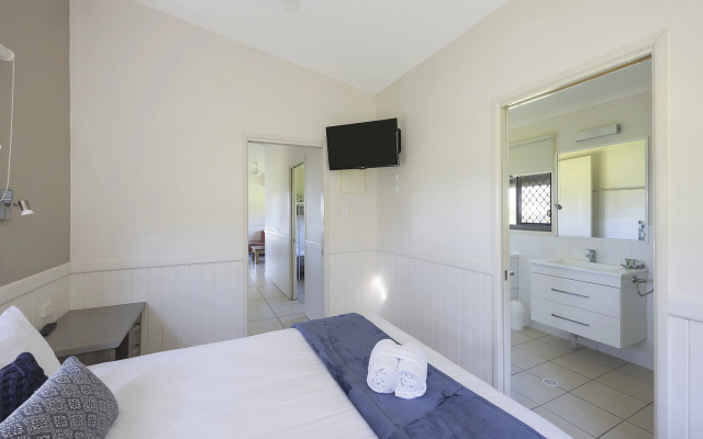 Reflections Corindi Beach - Holiday Park – Guest Rooms – Sapphire Beach