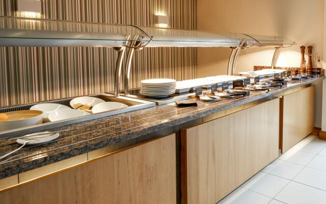 Holiday Inn Bristol Airport by IHG