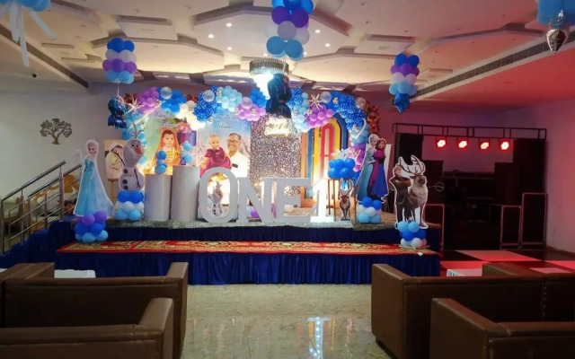 Shree Sai Lawns