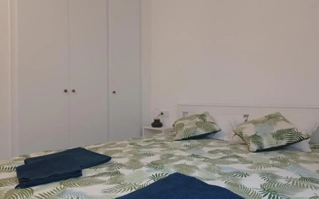 DAVANT MAR - Apartamento con terraza a pie de playa