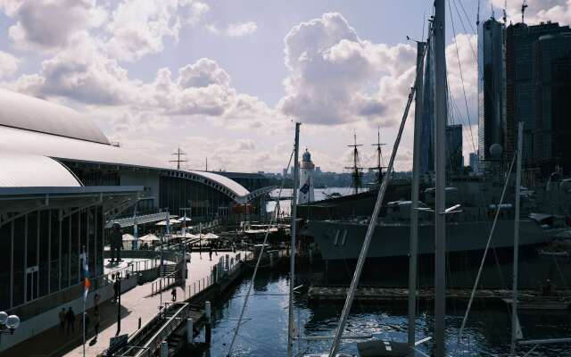 Metro Apartments on Darling Harbour - Sydney