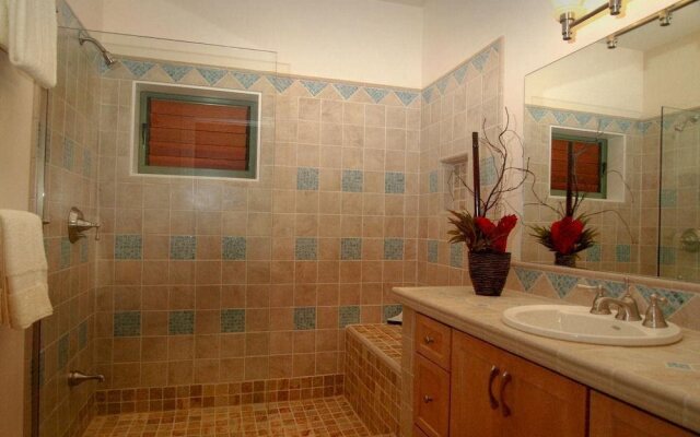 Orchid Point by Hawaii Life