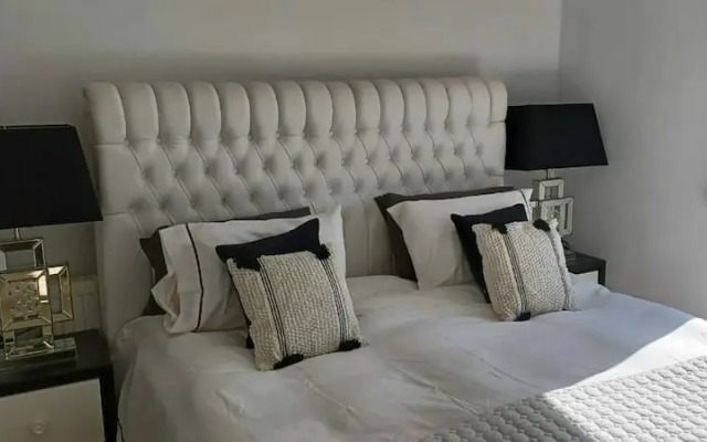 Sea Front Luxury Living Apartment in Sousse