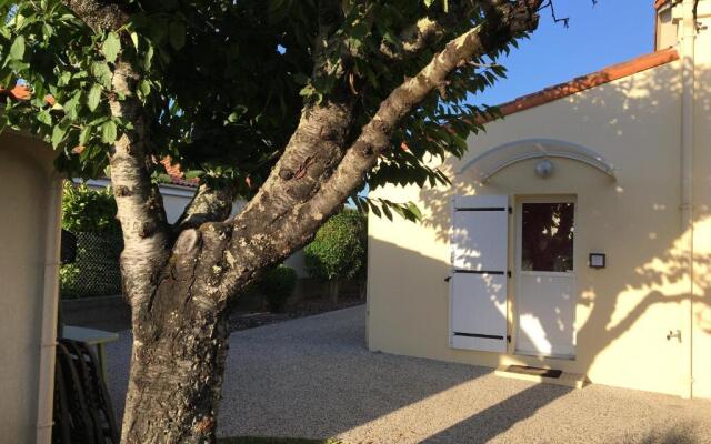 Appartement Indépendant 80M² Dans Villa