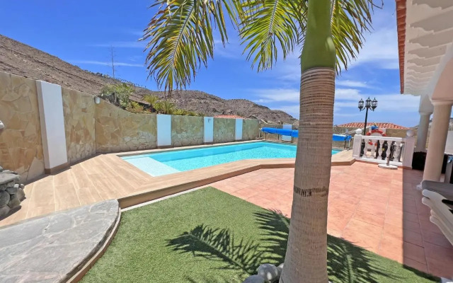 Luxury Villa Lucia