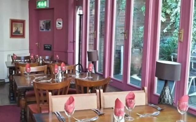 Saffron Suite And Kitchen