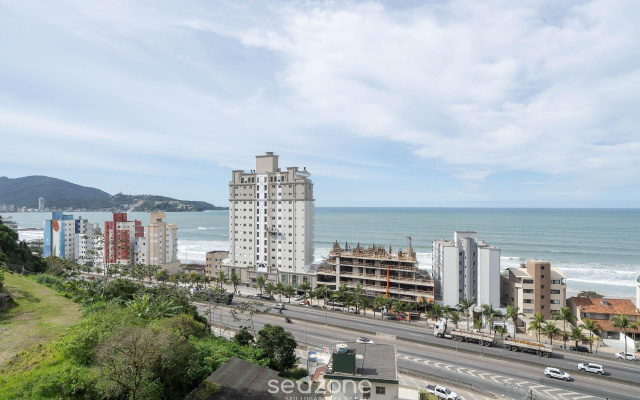 Apto vista mar 2Q prox praia Itapema SEM501