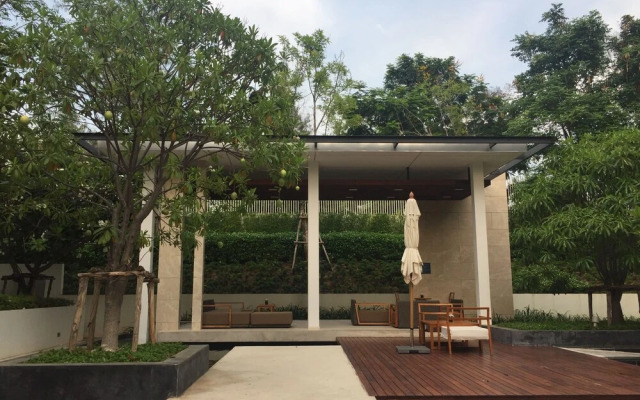 Luxury Beachfront Condo Hua Hin